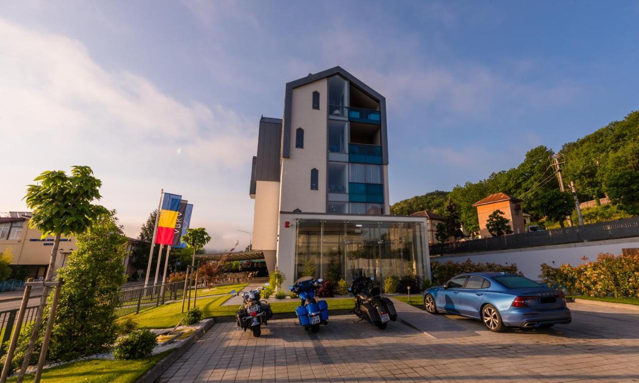 Hotel Arka Orşova Екстериор снимка
