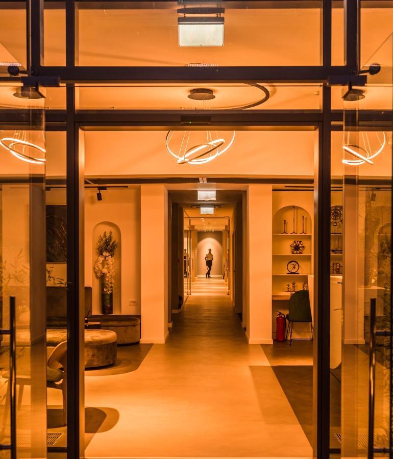 Hotel Arka Orşova Екстериор снимка